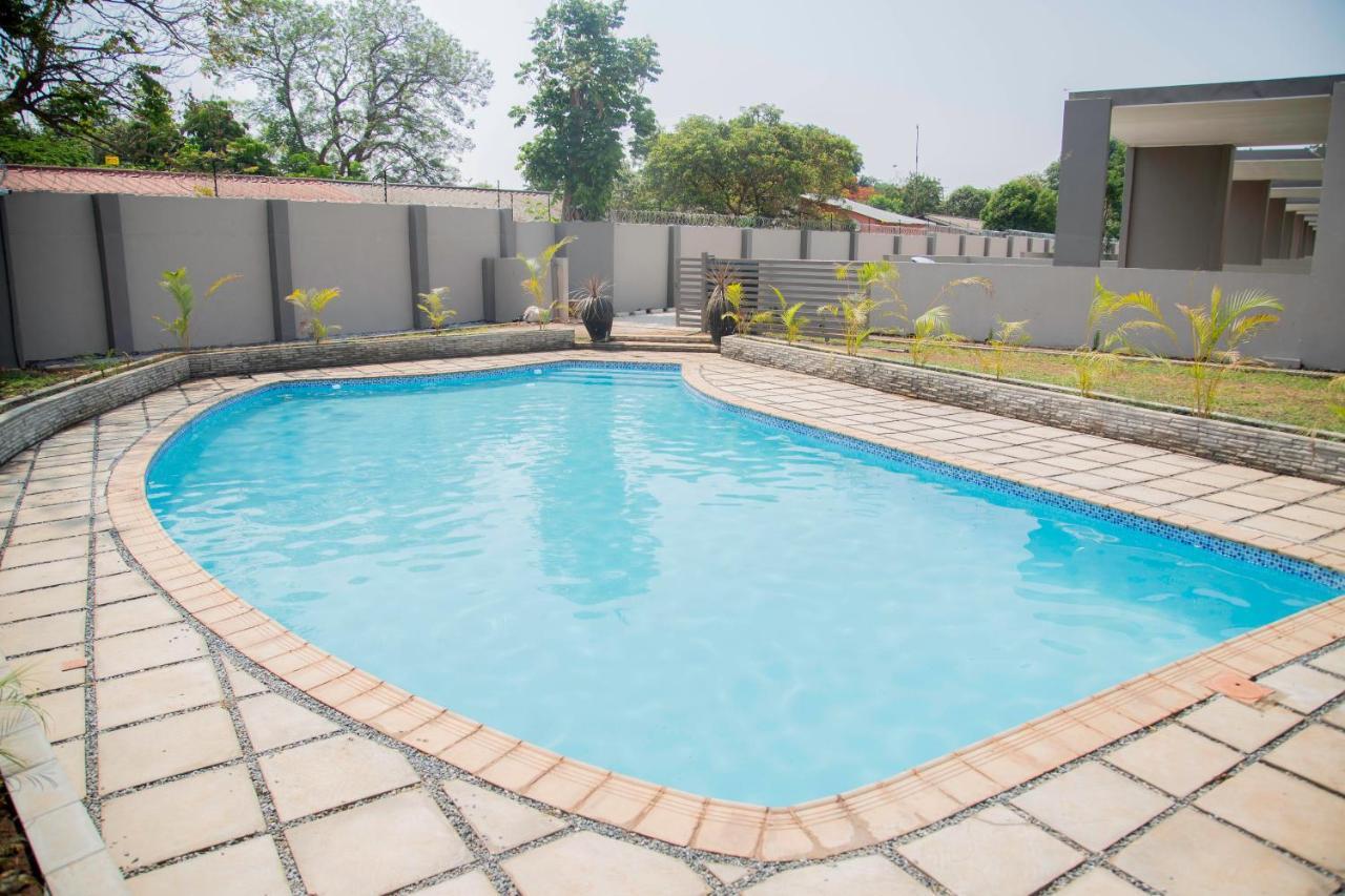 Longhorn Executive Apartments Lusaka Exterior photo